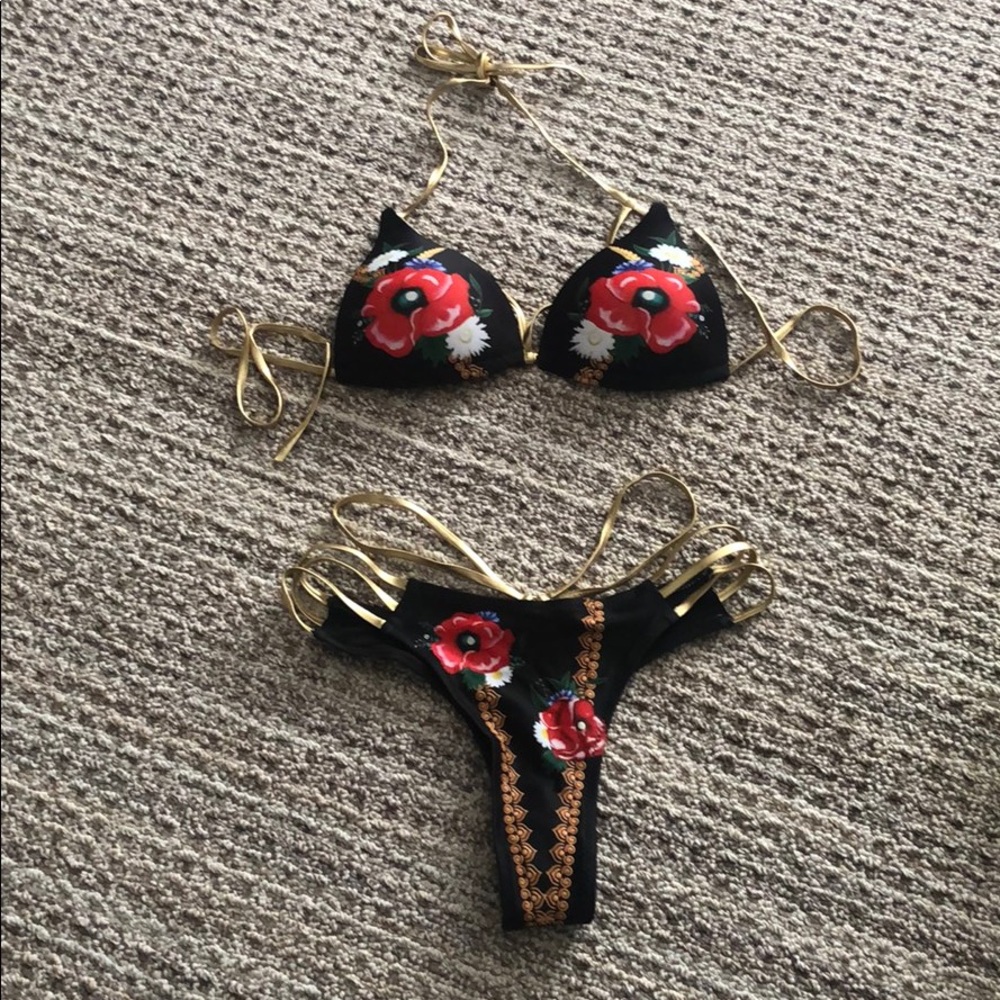 Bathing suit